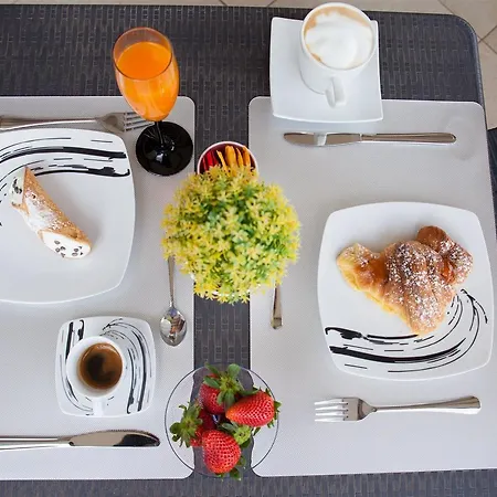 Kristal Bed & Breakfast *